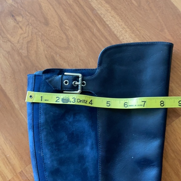 Beautiful. Marc Fisher. Leather and suede boots - Picture 2 of 16